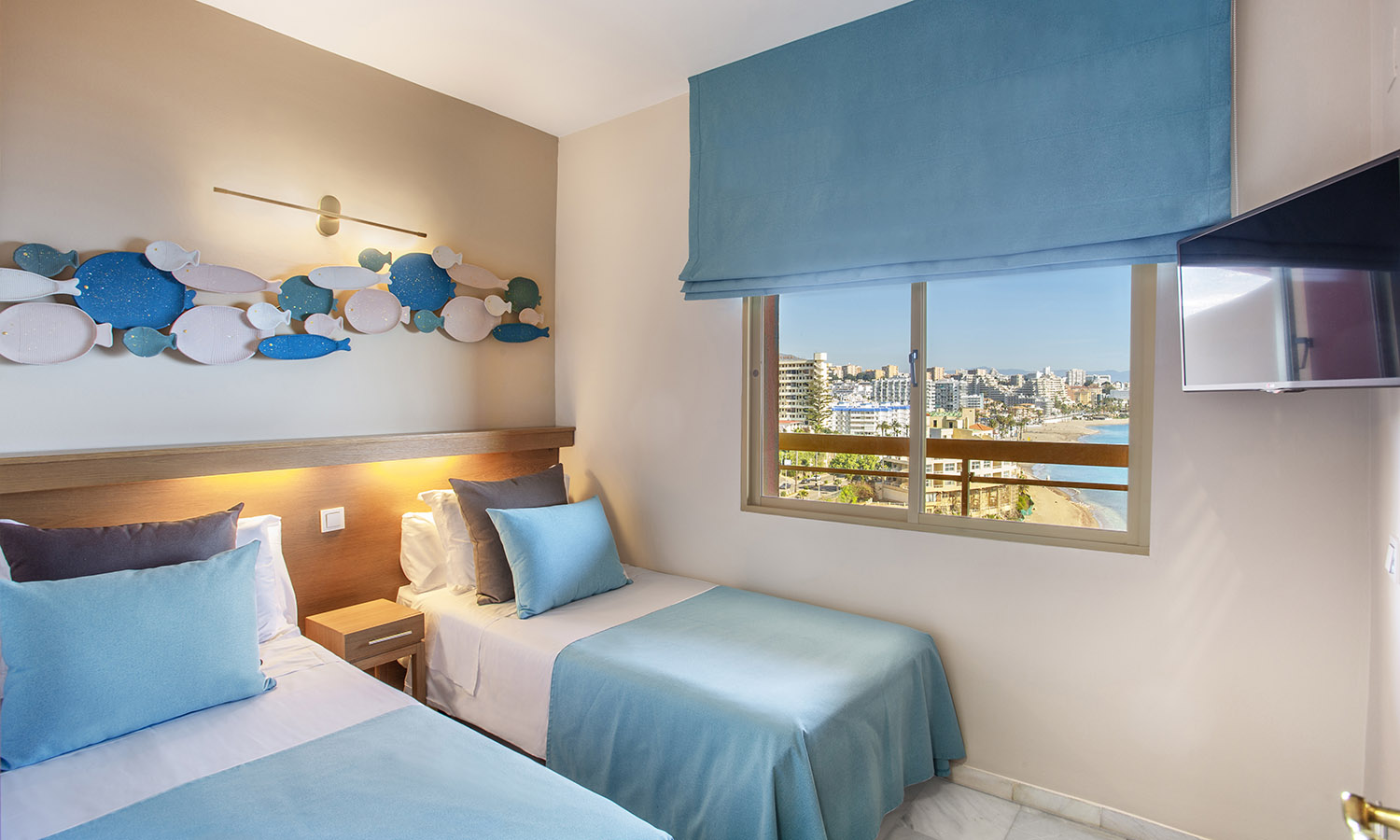 Separated bedroom with double or twin beds